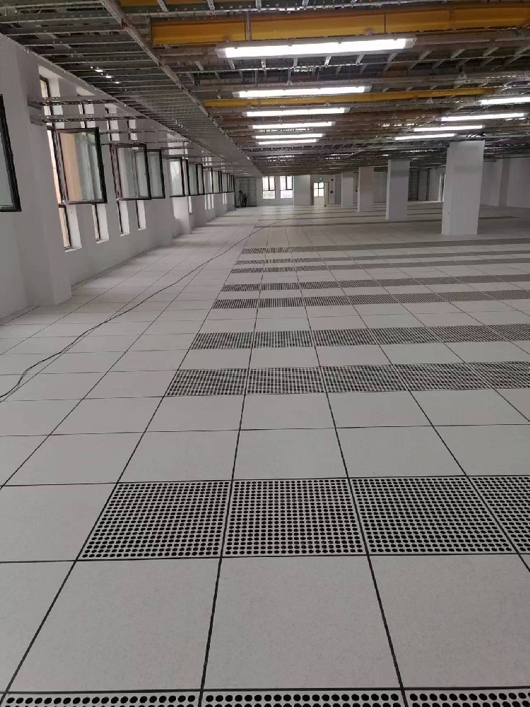 莱州华福防静电活动地板：原理、结构与工程应用全解析
